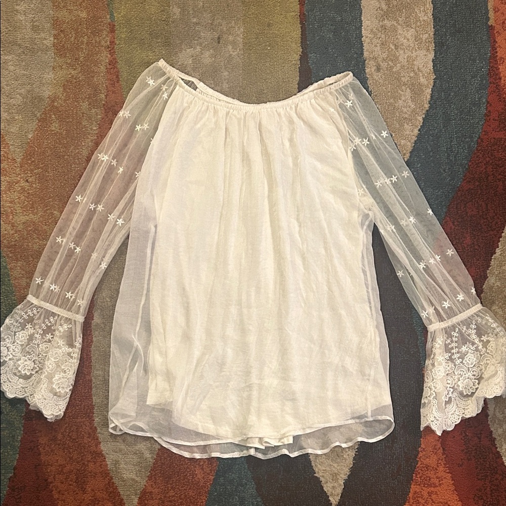 🎉HOST PICK🎉 Boho Off-the-Shoulder w/ Sheer Mesh Sleeves Blouse